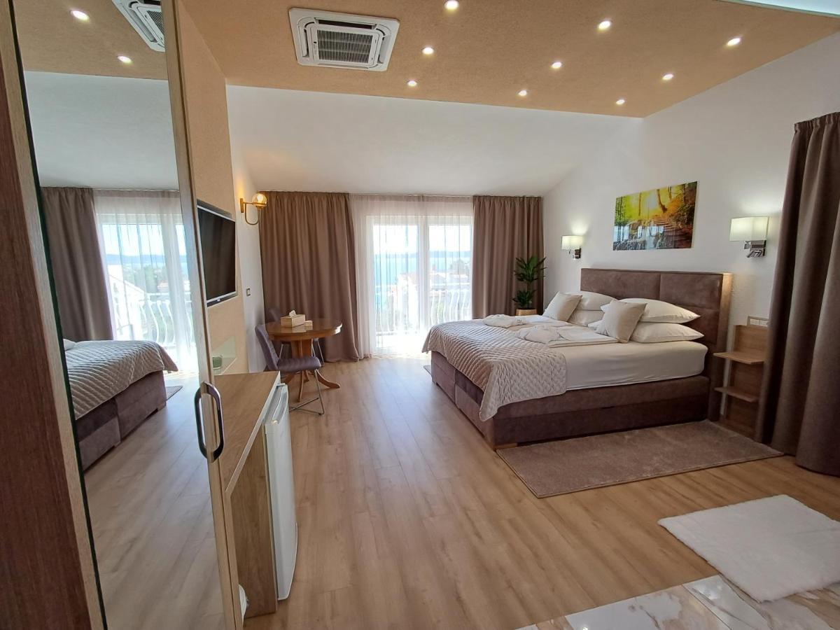 Apartments Jaksic Trogir Extérieur photo