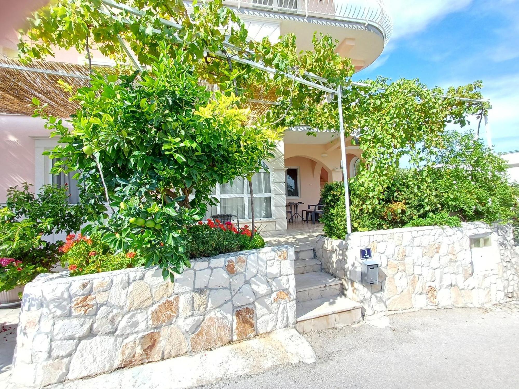Apartments Jaksic Trogir Extérieur photo