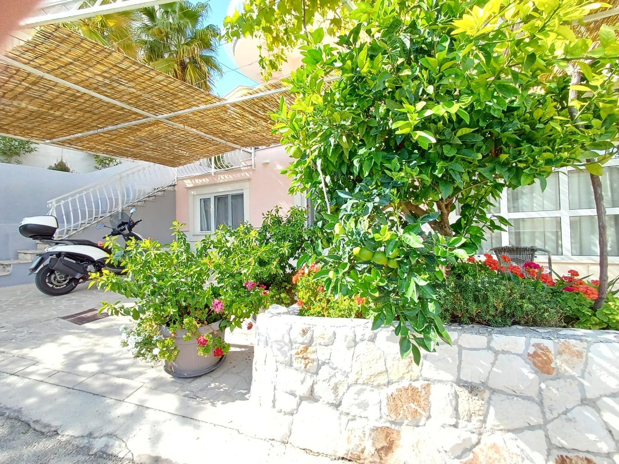 Apartments Jaksic Trogir Extérieur photo